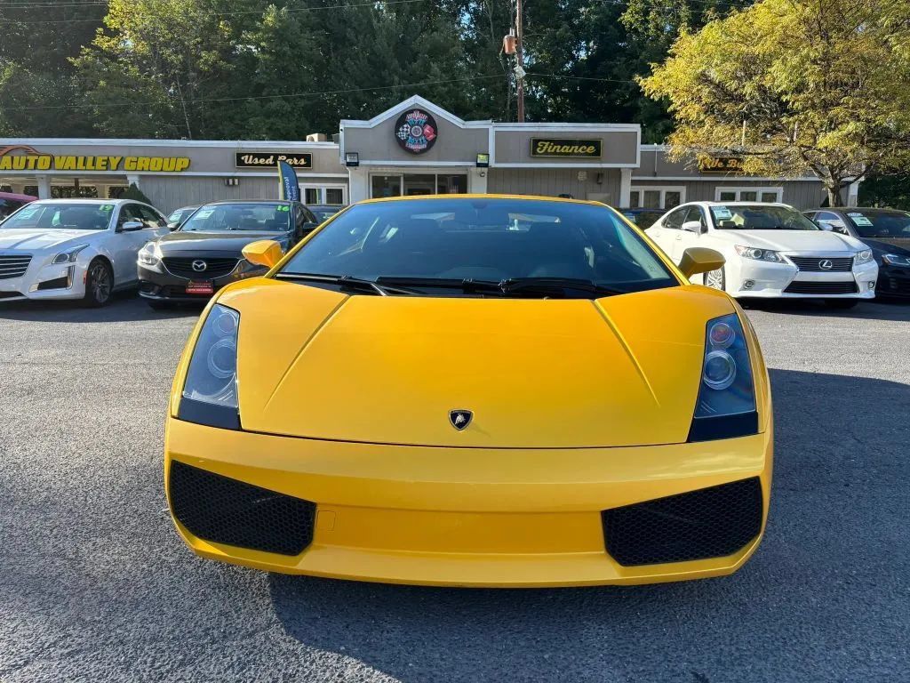Used 2004 Lamborghini Gallardo AWD/4WD image 3