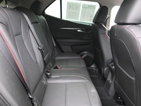 Used 2022 Buick Envision Essence w/ Technology Package I image 8