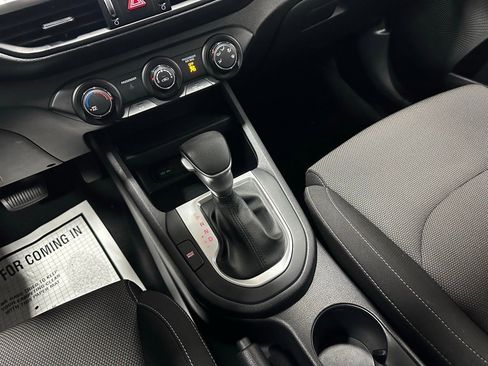 Used 2024 Kia Forte LXS image 33