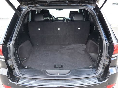 Used 2018 Jeep Grand Cherokee Altitude image 29