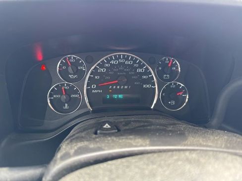 Used 2021 Chevrolet Express 2500 w/ Driver Convenience Package RWD image 33