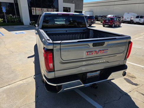 Used 2025 GMC Sierra 1500 SLT image 44