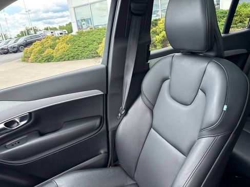 Used 2023 Volvo XC90 B5 Core w/ Protection Package Premier AWD/4WD image 28