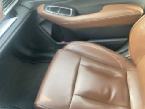 Used 2020 Subaru Outback Touring w/ Popular Package #2 image 10