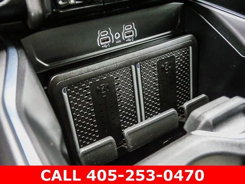 Used 2025 RAM 3500 Laramie AWD/4WD image 63