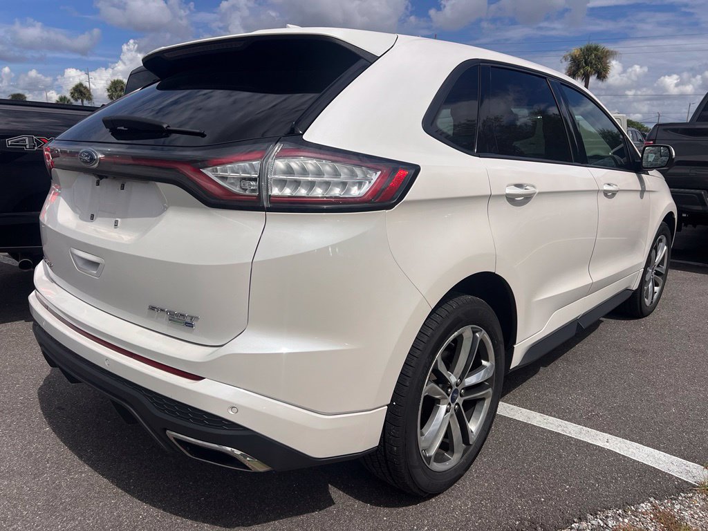 Used 2018 Ford Edge Sport w/ Technology Package AWD/4WD image 4