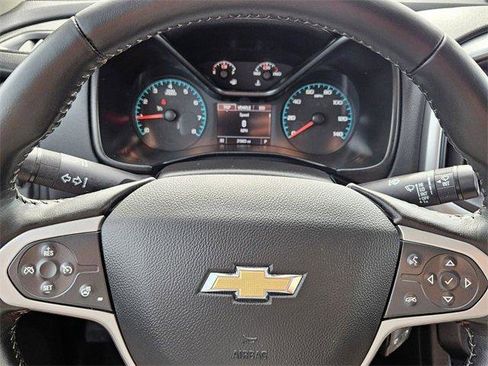 Used 2022 Chevrolet Colorado LT w/ Luxury Package image 21