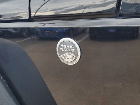 Used 2018 Jeep Wrangler Unlimited Sport S image 7