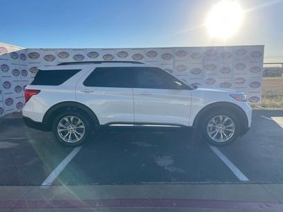 Certified 2022 Ford Explorer XLT w/ Equipment Group 202A