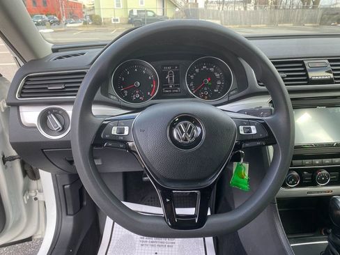 Used 2018 Volkswagen Passat 2.0T S image 15