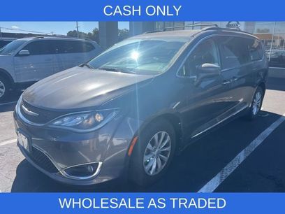 Used 2017 Chrysler Pacifica Touring-L