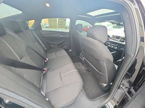 Used 2025 Honda Accord Sport image 31