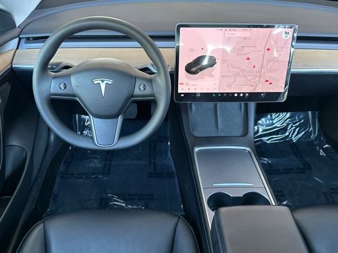 Used 2023 Tesla Model 3 Standard Range RWD image 15