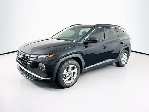 Used 2024 Hyundai Tucson SEL FWD image 3