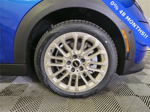 New 2025 MINI Cooper S image 2