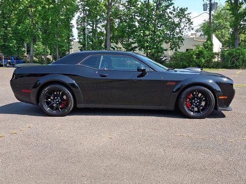 Used 2023 Dodge Challenger R/T Scat Pack RWD image 8