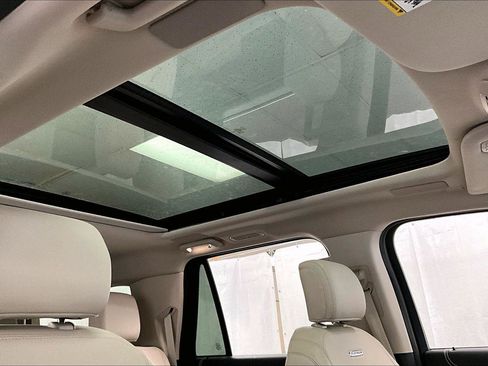 Used 2024 Ford Expedition Max Platinum image 21