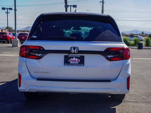 New 2026 Honda Odyssey EX-L image 5