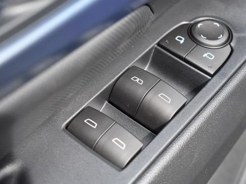 New 2026 Chevrolet Equinox EV LT AWD/4WD image 21