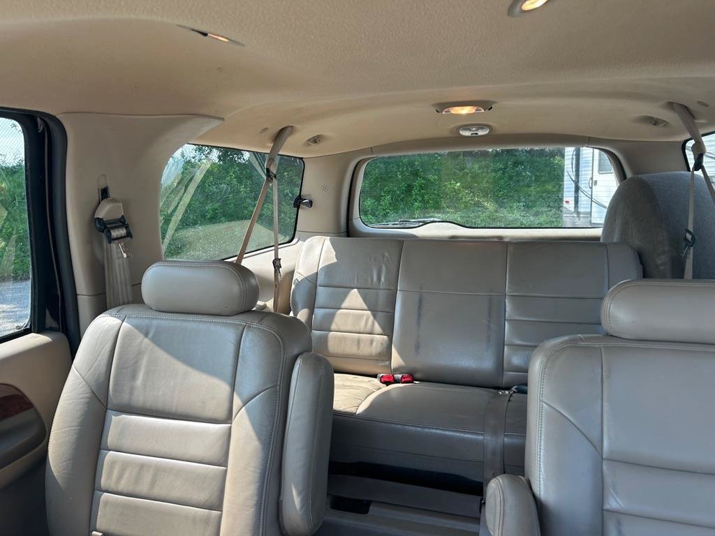 Used 2002 Ford Excursion Limited AWD/4WD image 21