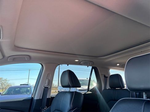 Used 2023 Honda Pilot Elite image 14