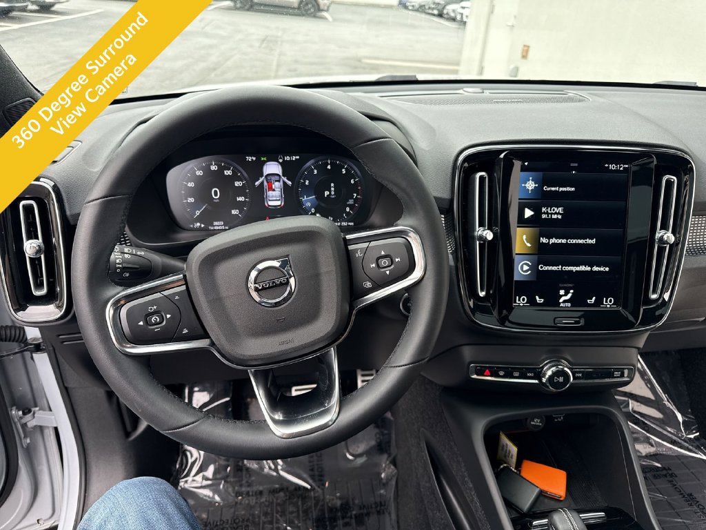 Used 2022 Volvo XC40 T5 R-Design w/ Advanced Package AWD/4WD image 22