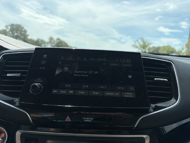Used 2019 Honda Pilot Elite image 12