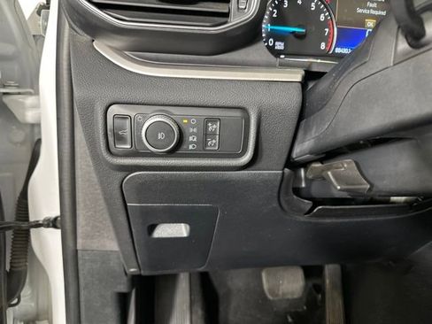 Used 2021 Ford Explorer XLT w/ Equipment Group 202A image 19