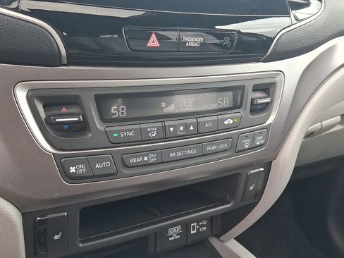 Used 2019 Honda Pilot EX-L image 17