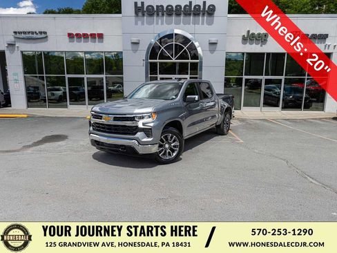 Used 2024 Chevrolet Silverado 1500 LT AWD/4WD image 1