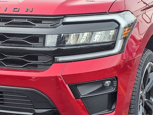 Used 2022 Ford Expedition Max Limited image 31