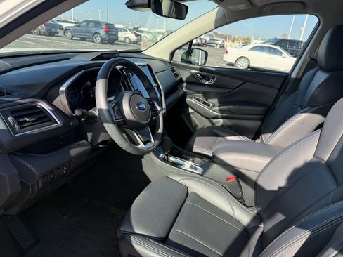 Used 2023 Subaru Ascent Limited w/ Technology Package image 6