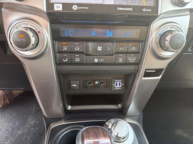Used 2022 Toyota 4Runner Limited AWD/4WD image 30