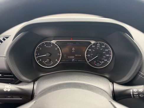 Used 2025 Nissan Sentra SV FWD image 38