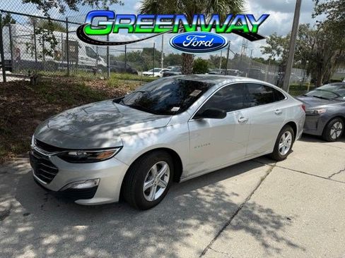 Used 2020 Chevrolet Malibu LS FWD image 1