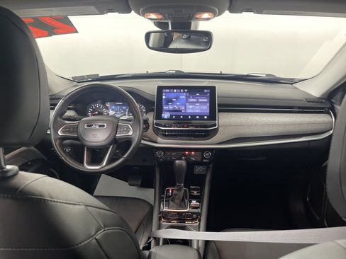 Used 2022 Jeep Compass Latitude image 13