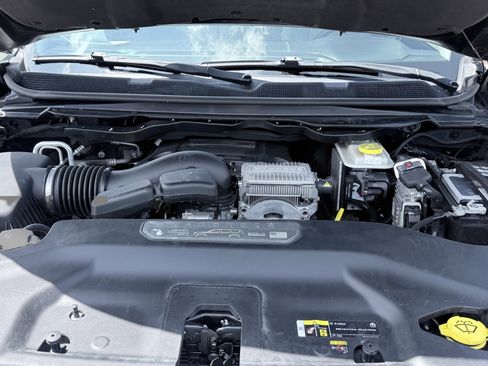 Used 2022 Jeep Wagoneer Series II w/ Premium Group I image 18