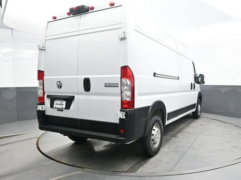 Used 2024 RAM ProMaster 2500 w/ Convenience Group FWD image 6