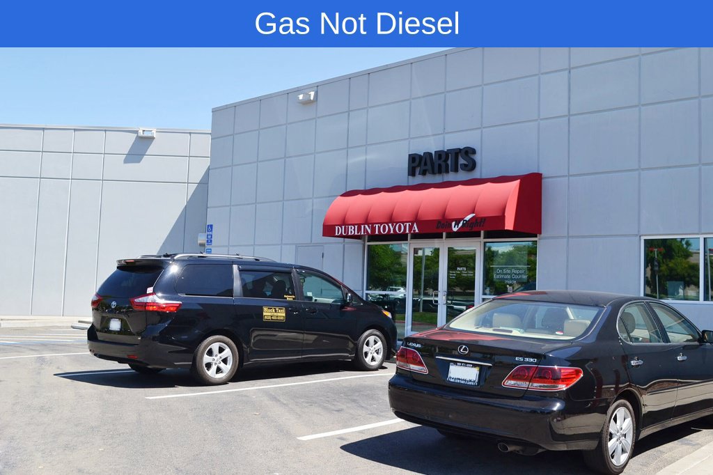 Used 2024 GMC Sierra 3500 Denali AWD/4WD image 43