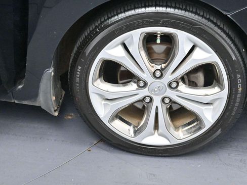 Used 2013 Hyundai Elantra GT w/ Style Pkg FWD image 31