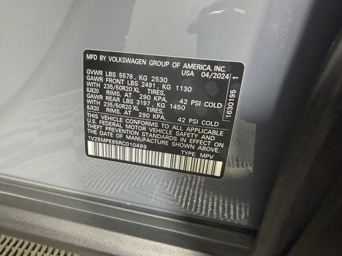 Used 2024 Volkswagen ID.4 S RWD image 37