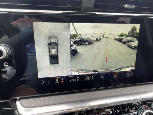 Certified 2025 GMC Sierra 3500 Denali w/ Denali Reserve Package AWD/4WD image 19
