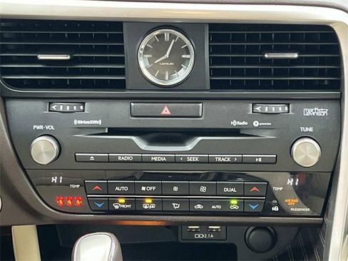 Used 2020 Lexus RX 350 FWD w/ Luxury Package image 16