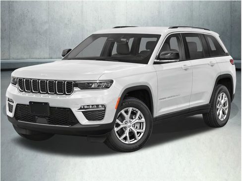 New 2025 Jeep Grand Cherokee Altitude image 1
