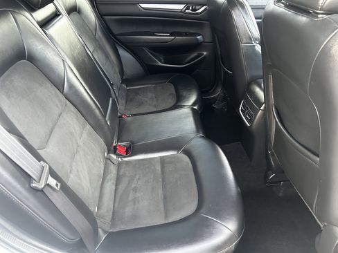 Used 2019 MAZDA CX-5 Touring image 11