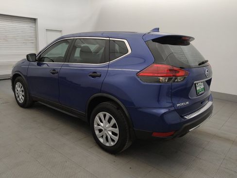 Used 2017 Nissan Rogue S FWD image 3