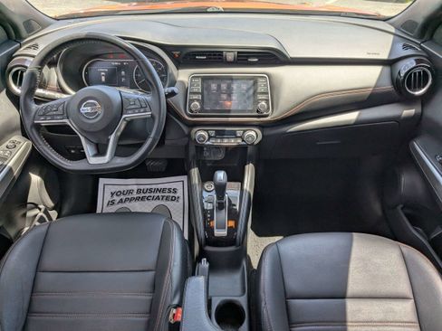 Used 2020 Nissan Kicks SR w/ SR Premium Package FWD image 13
