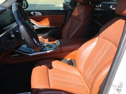 Used 2022 BMW ALPINA XB7 image 22