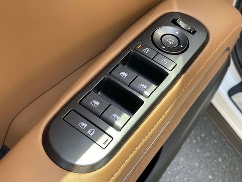 Certified 2026 Hyundai Palisade Calligraphy AWD/4WD image 16