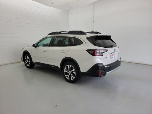 Used 2021 Subaru Outback Limited AWD/4WD image 7
